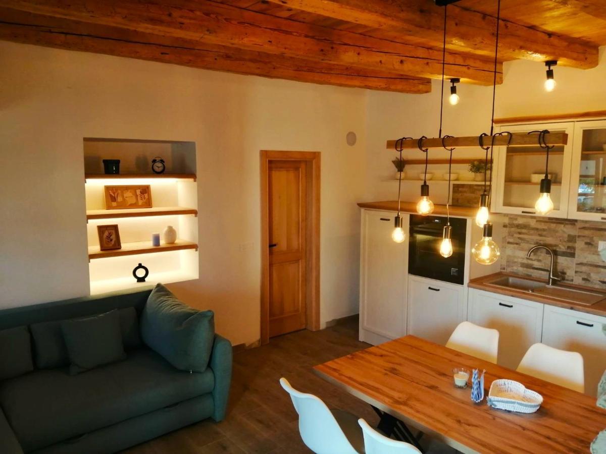 Apartments Dalmatian Stone House Turanj Extérieur photo