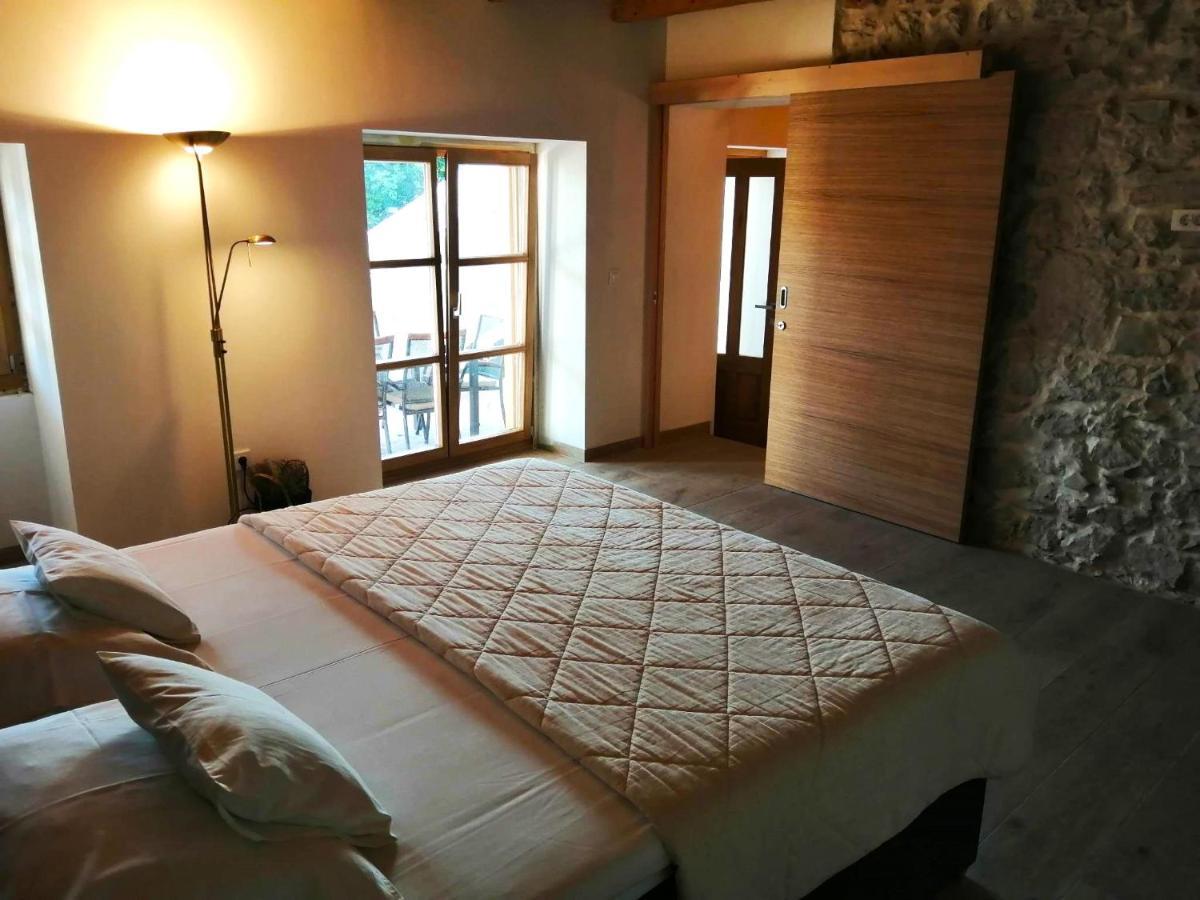Apartments Dalmatian Stone House Turanj Extérieur photo
